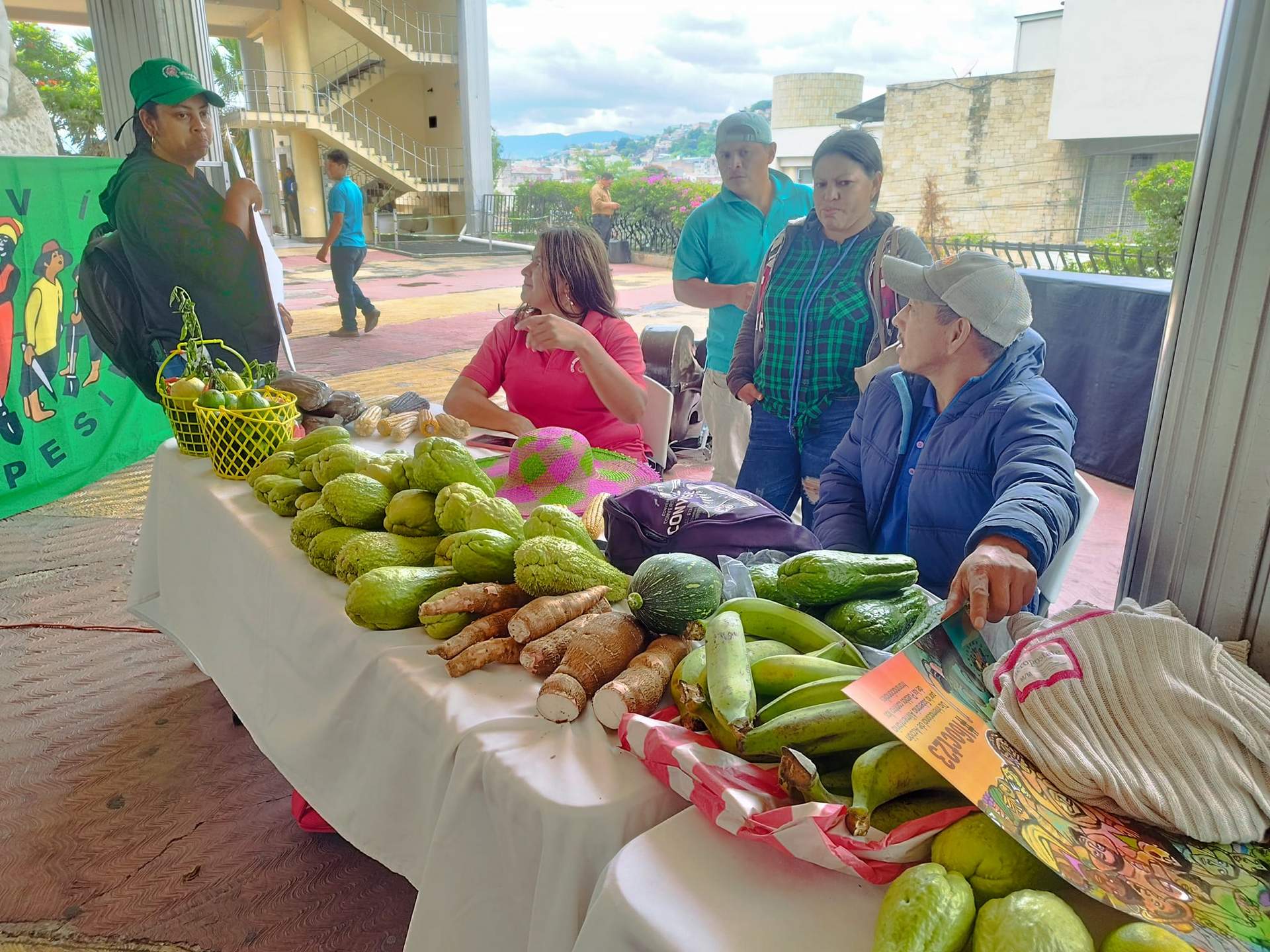 Feria Campesina 17/10/2023